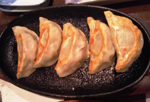鉄板焼き餃子