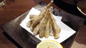 メヒカリ唐揚げ｜九州酒場 新横浜店