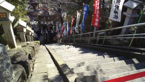 入口の階段｜師岡熊野神社