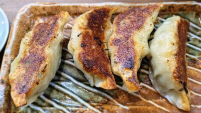 餃子(4つ)｜あじ助 掛川本店